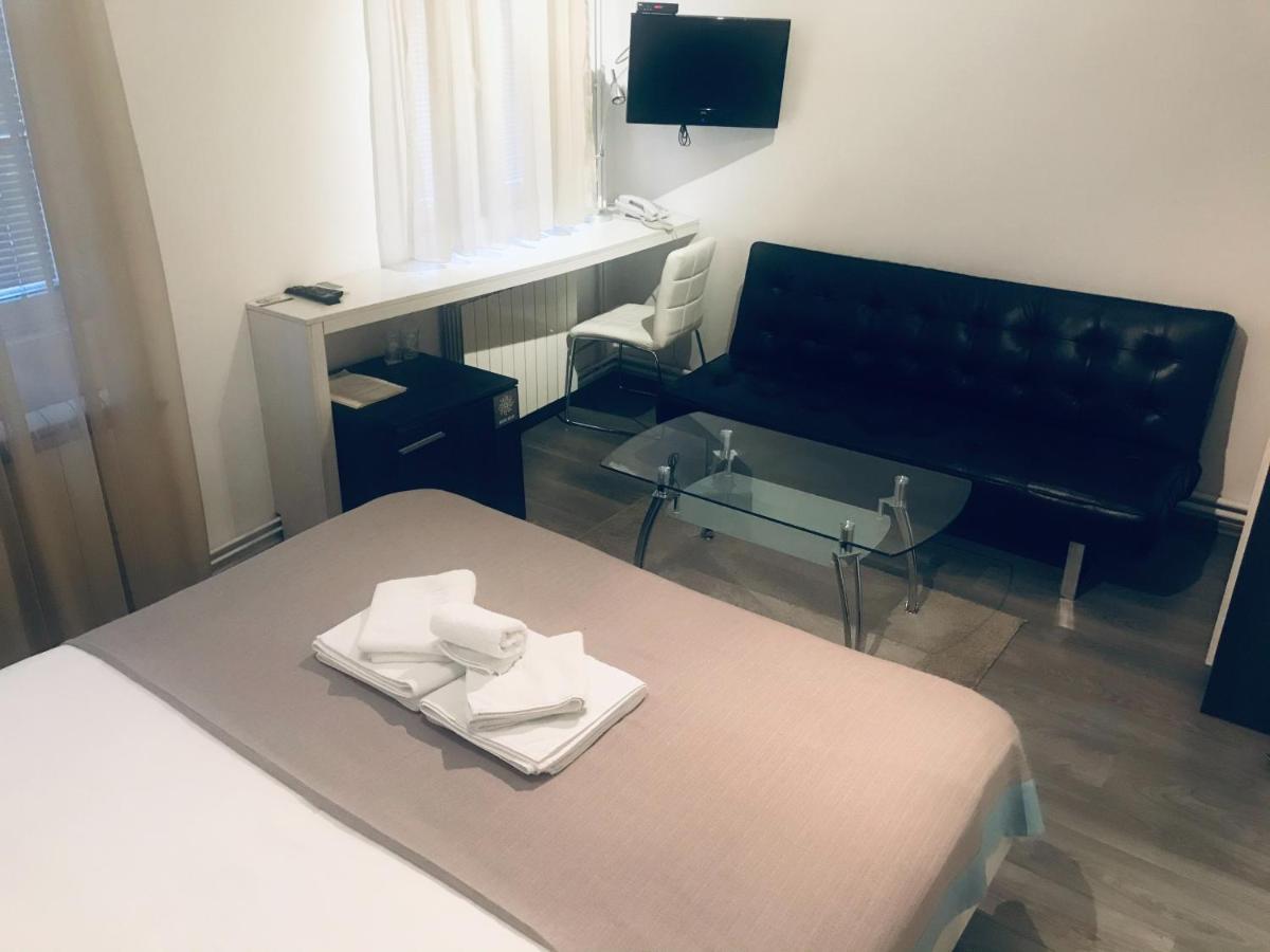 Garni Hotel King Kragujevac Dış mekan fotoğraf
