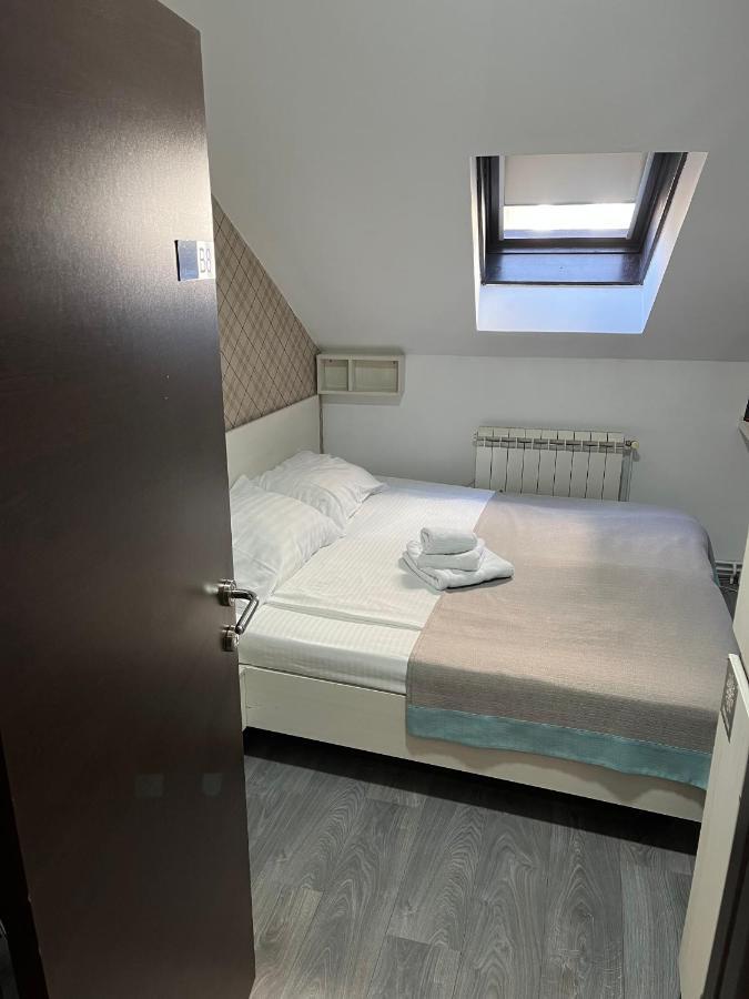 Garni Hotel King Kragujevac Dış mekan fotoğraf